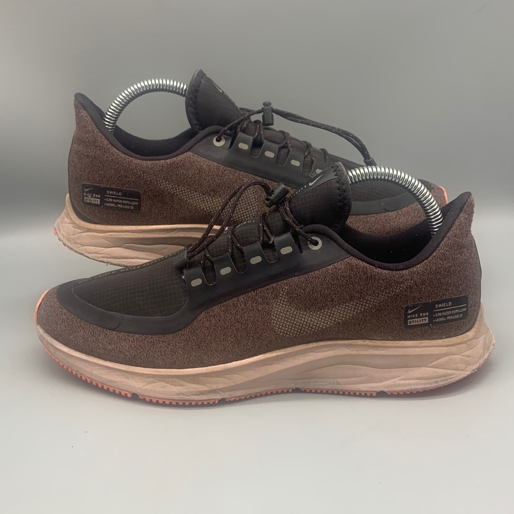 Size 9.5 - Nike Air Zoom Pegasus 35 RN Shield Oil Grey Women Low Top Shoes